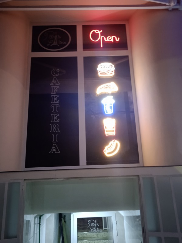 París Latino. Vedado. Habana